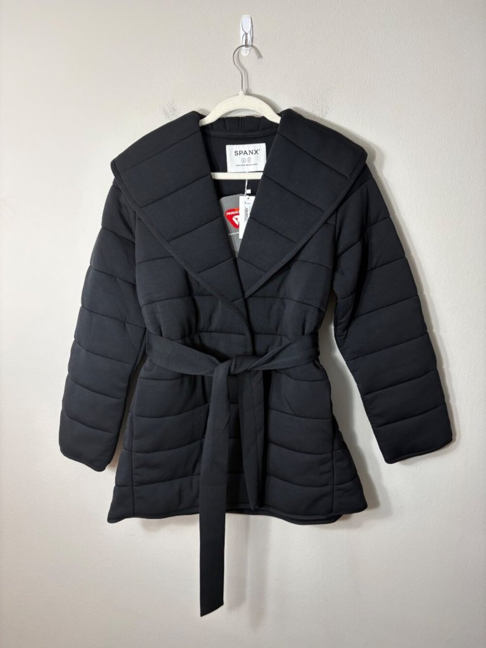 NEW Spanx Air Essentials Puffssentials Coat Very Black Belted Insulated Small - Picture 2 of 8